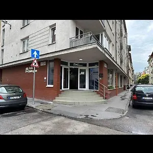 Viola Budapest